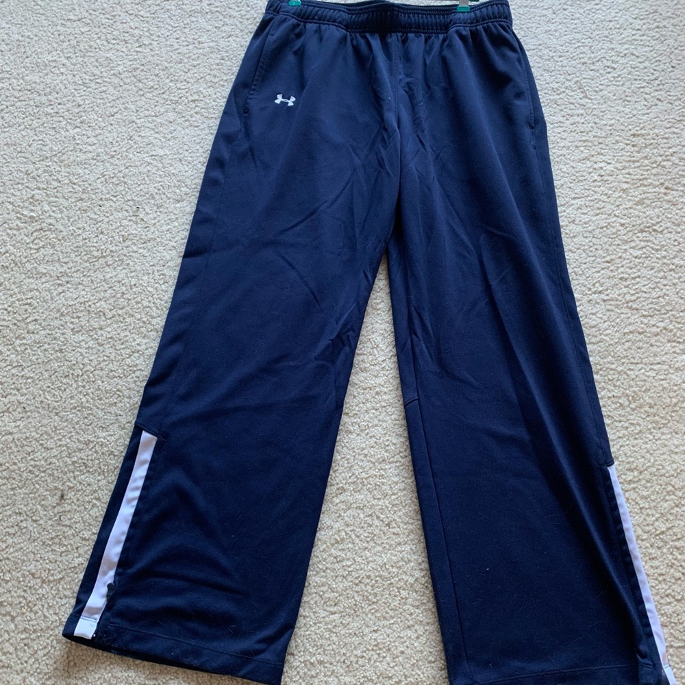 Women’s Under Armor sweatpants